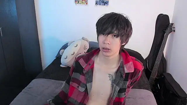 Snapshot of Aventure_Twinks chatting on 05/21/26, 03:15 Aventure Twinks online show from 05/21/26, 03:15