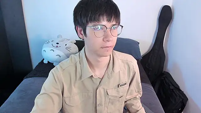 Snapshot of Aventure_Twinks chatting on 02/07/26, 03:25 Aventure Twinks online show from 02/07/26, 03:25