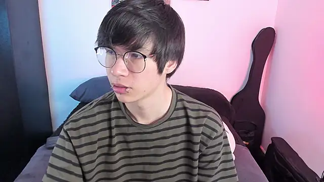 Aventure Twinks online show from 12/05/25, 05:11