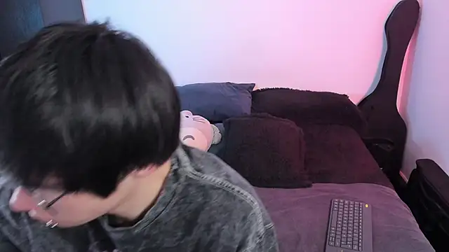 Aventure Twinks online show from 12/03/25, 05:12