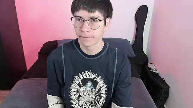 Aventure Twinks online show from 01/13/26, 06:34