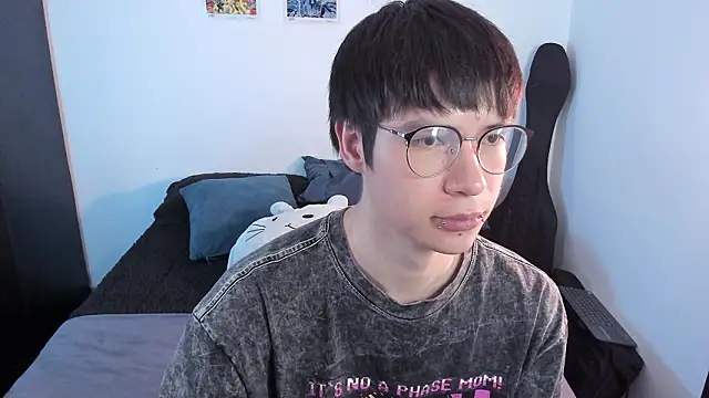 Snapshot of Aventure_Twinks chatting on 02/05/26, 01:56 Aventure Twinks online show from 02/05/26, 01:56