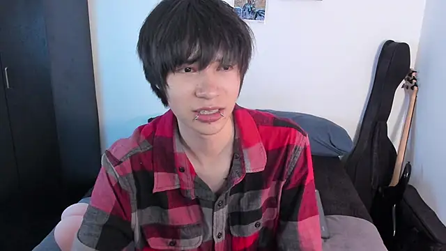 Snapshot of Aventure_Twinks chatting on 05/08/26, 12:58 Aventure Twinks online show from 05/08/26, 12:58
