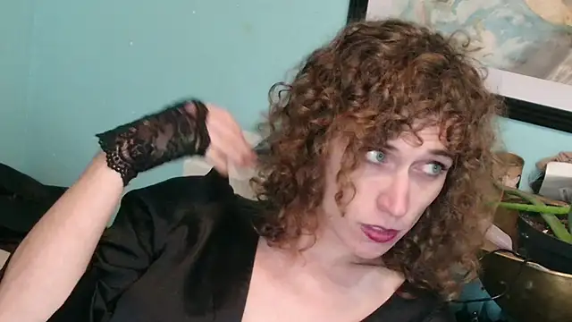 Prxscillia Tx online show from 10/15/25, 02:14