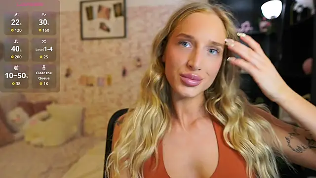 Nicolette  Shea  online show from 09/22/25, 01:17