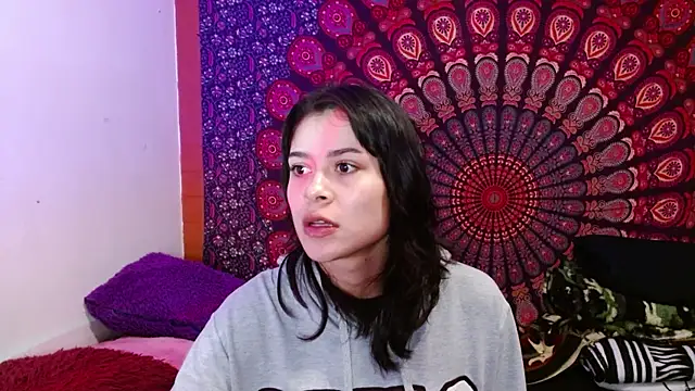 AbbySccott online show from 09/25/25, 11:44