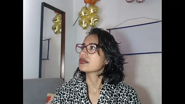 fantasty nylon online show from 10/01/25, 04:22