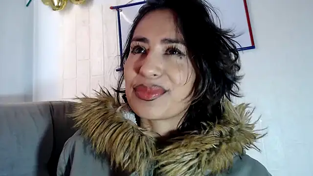 fantasty nylon online show from 10/10/25, 04:30