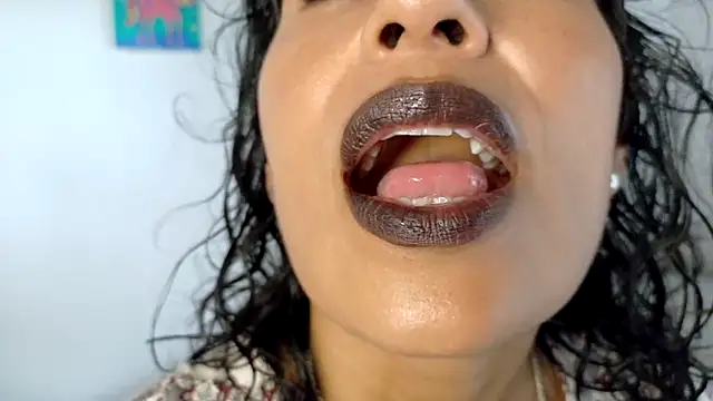 fantasty nylon online show from 05/11/26, 04:04
