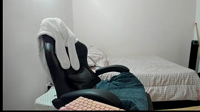 nina pons online show from 03/09/26, 11:41