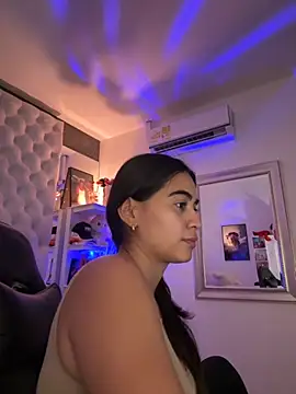 ZarahEvans online show from 11/11/25, 07:30