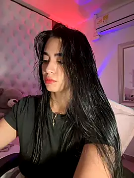 ZarahEvans online show from 11/29/25, 03:56