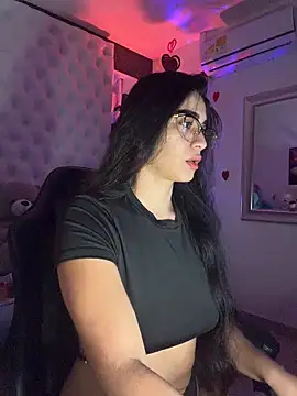 ZarahEvans online show from 02/18/26, 08:49