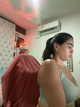 ZarahEvans online show from 11/27/25, 07:47