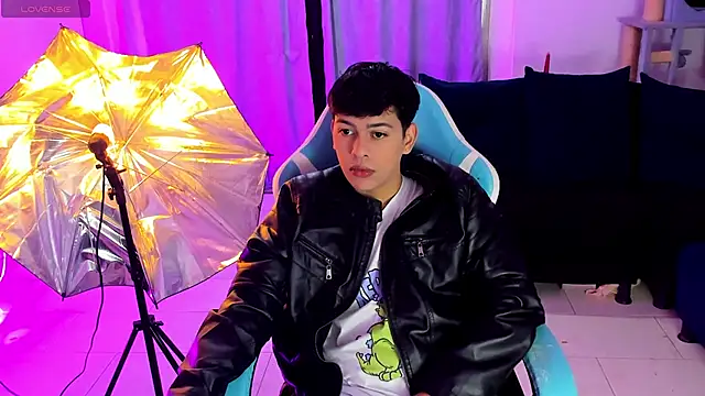 Franco Rizzo  online show from 11/24/25, 08:09