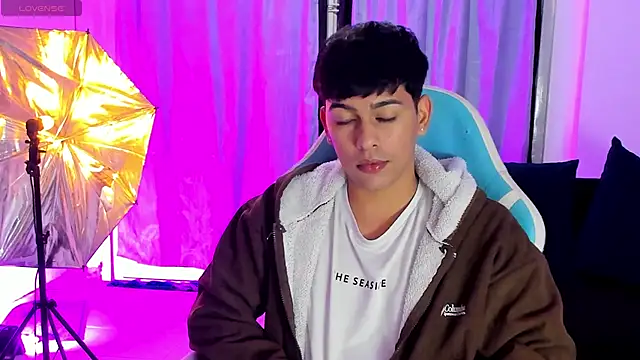 Franco Rizzo  online show from 11/12/25, 02:15