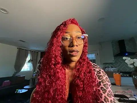 VixenCapri online show from 04/10/26, 10:17