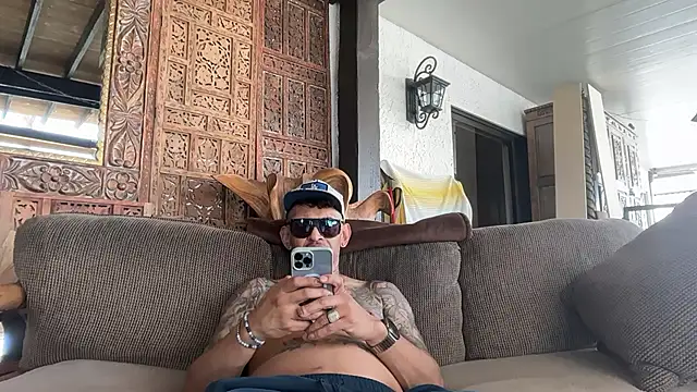 RoodoggXL online show from 02/14/26, 09:26