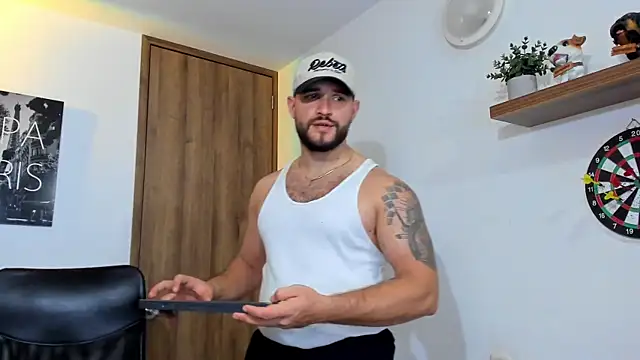 AndrewDiaz online show from 10/10/25, 04:46