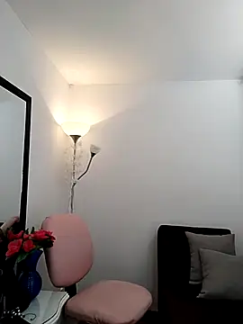 valeriahunter1 online show from 10/19/25, 09:06