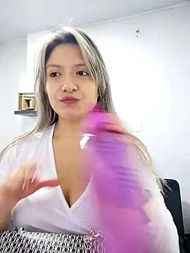 valeriahunter1 online show from 02/28/26, 11:15