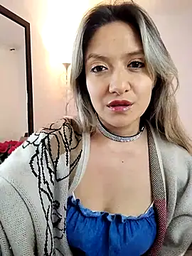 valeriahunter1 online show from 10/09/25, 10:10