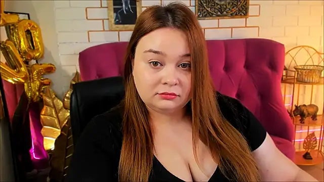 Snapshot of KimberlyMaran chatting on 02/21/25, 09:13 KimberlyMaran online show from 02/21/25, 09:13