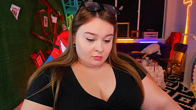 Snapshot of KimberlyMaran chatting on 02/22/25, 03:25 KimberlyMaran online show from 02/22/25, 03:25