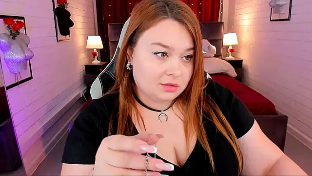 Snapshot of KimberlyMaran chatting on 03/09/25, 12:20 KimberlyMaran online show from 03/09/25, 12:20