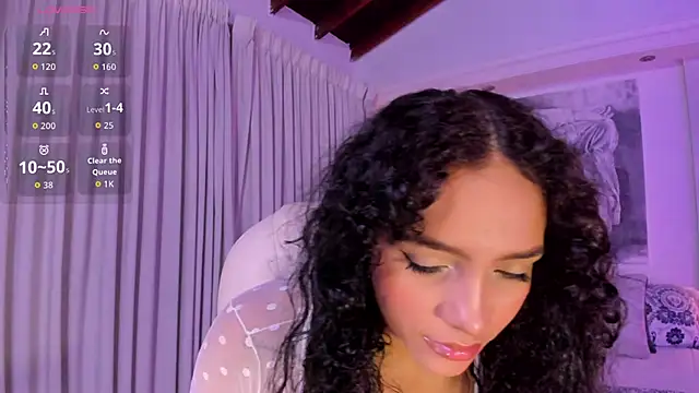 Snapshot of anahi_curlie1 chatting on 04/04/26, 02:51 anahi curlie1 online show from 04/04/26, 02:51