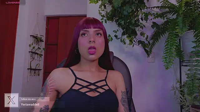 Yeriawaddell  online show from 03/24/26, 10:21