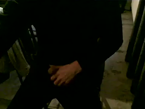 hornyman18cm39 online show from 12/30/24, 03:02