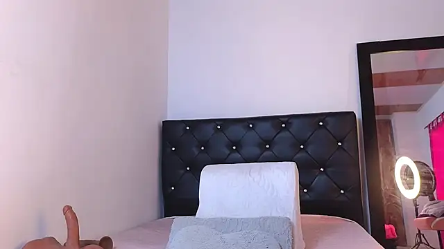 tatiana big ass boobs online show from 09/26/25, 05:53