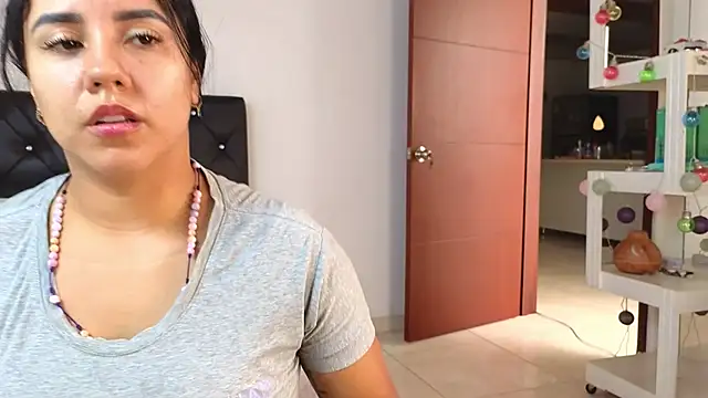 tatiana big ass boobs online show from 12/17/25, 04:56