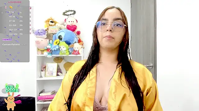 Snapshot of Valery7rose_ chatting on 05/03/26, 02:53 Valery7rose online show from 05/03/26, 02:53