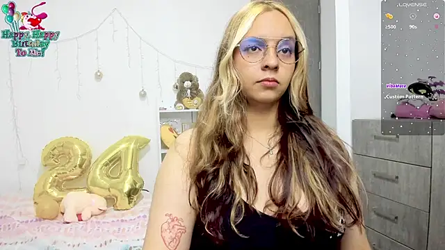 Valery7rose  online show from 02/23/25, 11:36