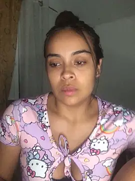 Snapshot of JuanaSimons chatting on 10/18/25, 03:08 JuanaSimons online show from 10/18/25, 03:08