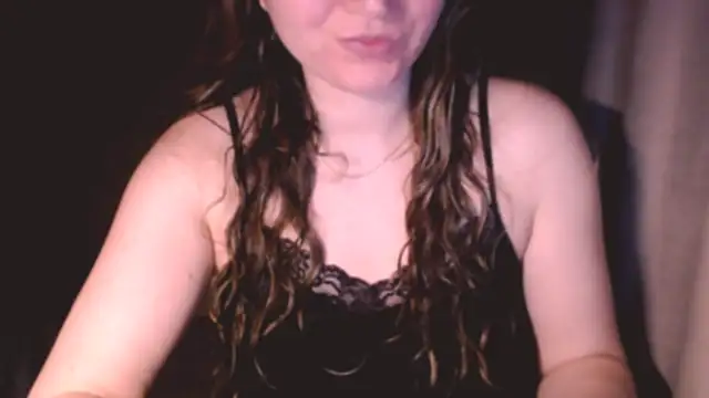Snapshot of fiona_cute_2 chatting on 05/25/26, 08:07 fiona cute 2 online show from 05/25/26, 08:07