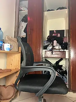 Candiey001 online show from 02/12/26, 01:05