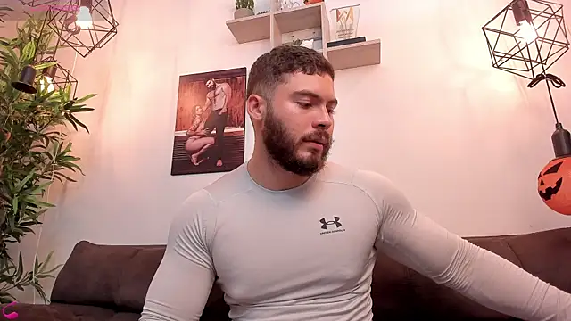 SebastianVilla  online show from 10/24/25, 11:04