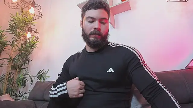 SebastianVilla  online show from 06/03/26, 11:20