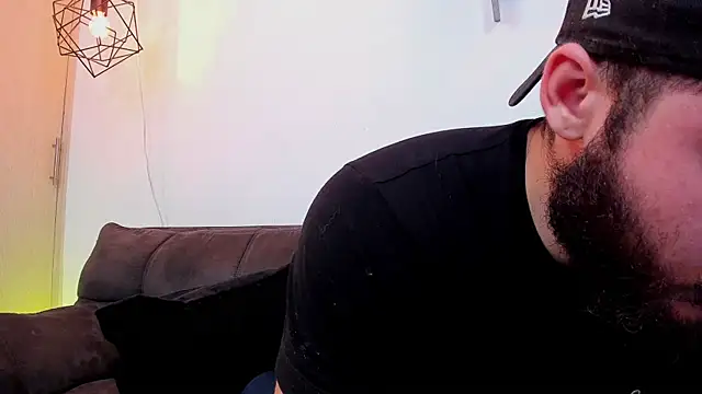 Snapshot of SebastianVilla_ chatting on 07/11/26, 10:43 SebastianVilla online show from 07/11/26, 10:43