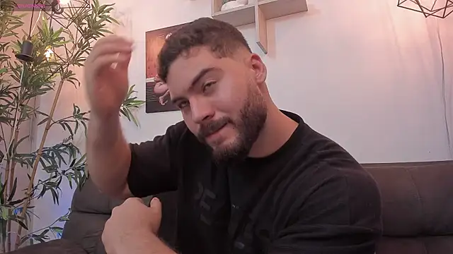 SebastianVilla  online show from 11/27/25, 12:33