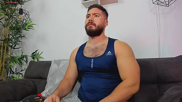 SebastianVilla  online show from 05/14/26, 12:29