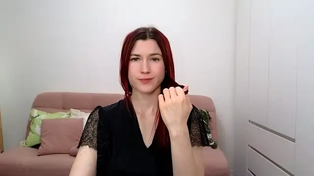 AliciaNewell online show from 11/07/25, 05:17