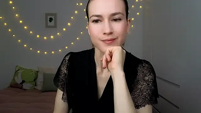 Snapshot of AliciaNewell chatting on 07/03/26, 04:19 AliciaNewell online show from 07/03/26, 04:19