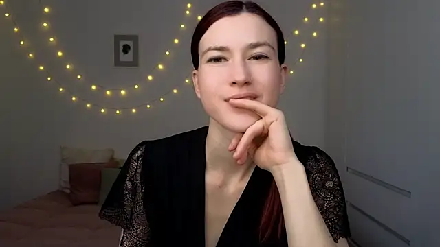 AliciaNewell online show from 03/25/26, 03:22