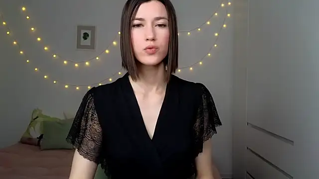 Snapshot of AliciaNewell chatting on 07/10/26, 05:07 AliciaNewell online show from 07/10/26, 05:07