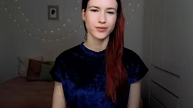 AliciaNewell online show from 04/04/26, 07:09