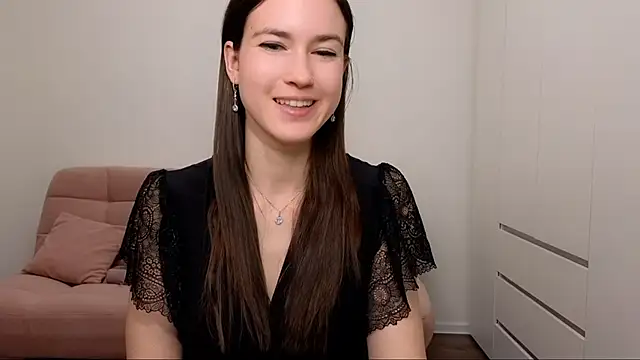 AliciaNewell online show from 02/11/25, 09:41